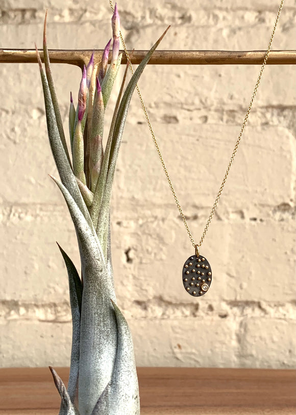 10 Ways to Coordinate Jewelry with Your Outfit