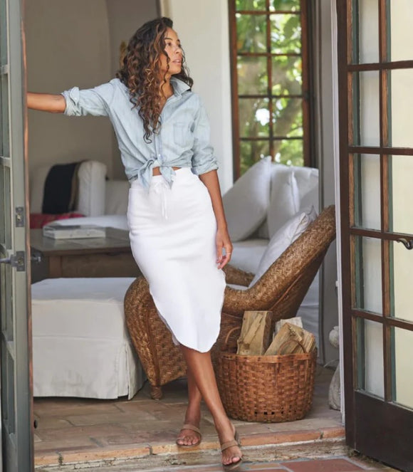 Stay Stylish at Home: Loungewear and Comfy Essentials