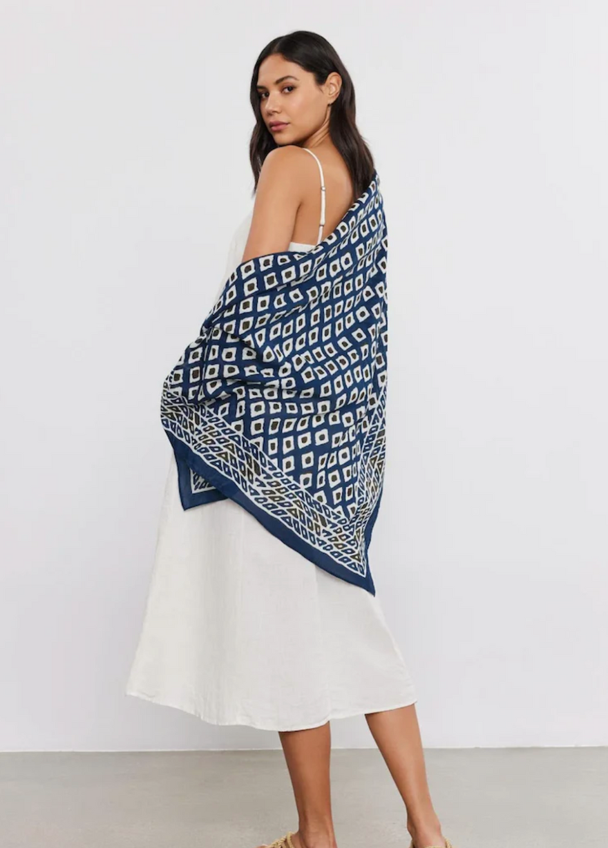 Introducing the Latest Women's Clothing Trends: Stay Fashionable and Stylish