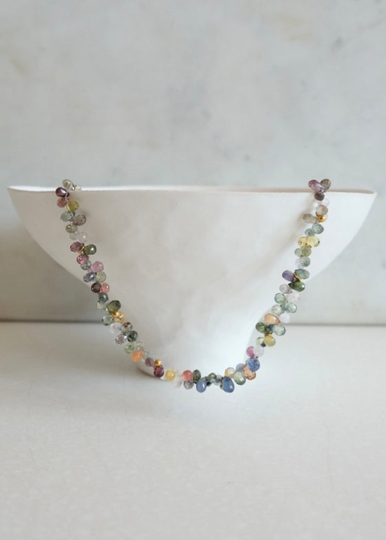 18k Multicolored Sapphire Choker