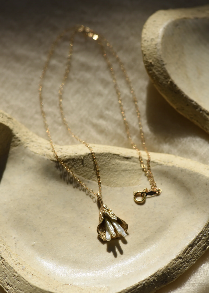 8.6.4. Design | Brass + Pearl Necklace