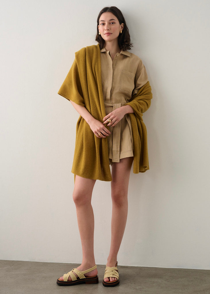 White + Warren | Cashmere Travel Wrap in Antique Gold