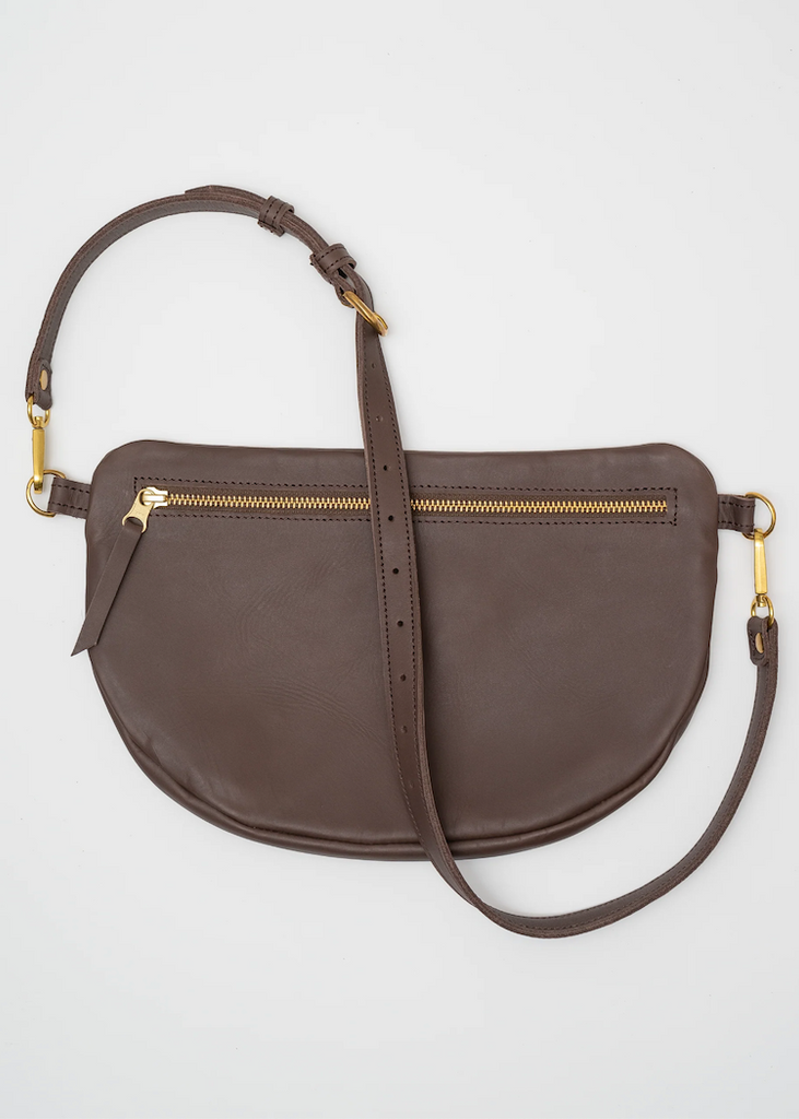 ABBY ALLEY | The Big Sling Bag | Mocha