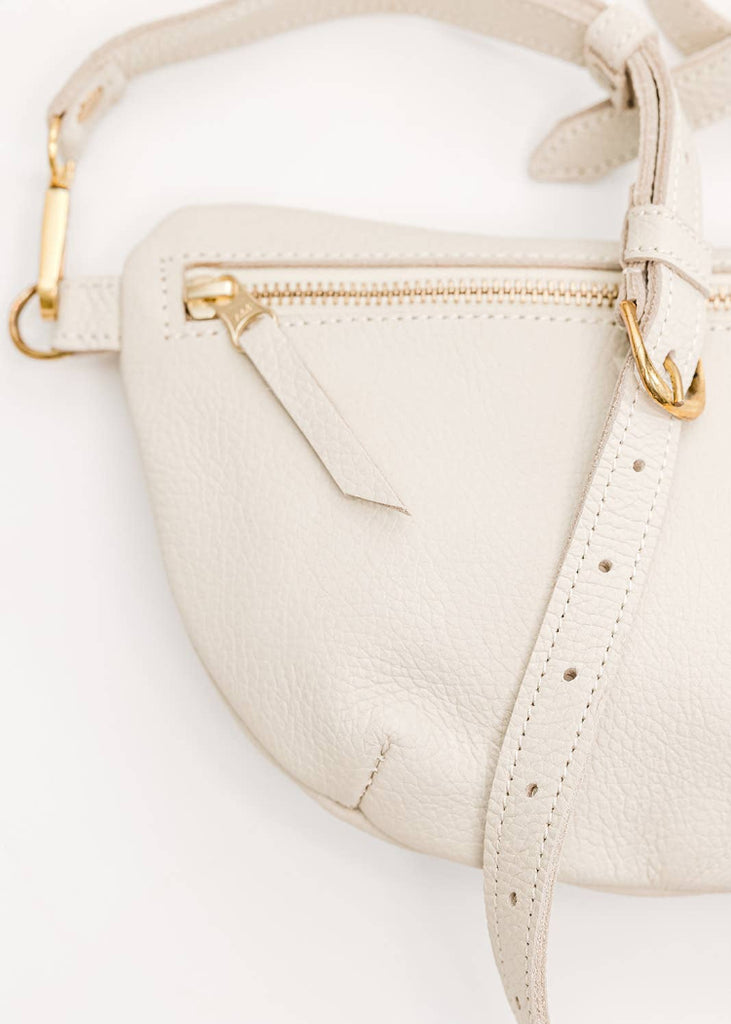 ABBY ALLEY | Sling Bag | Oyster