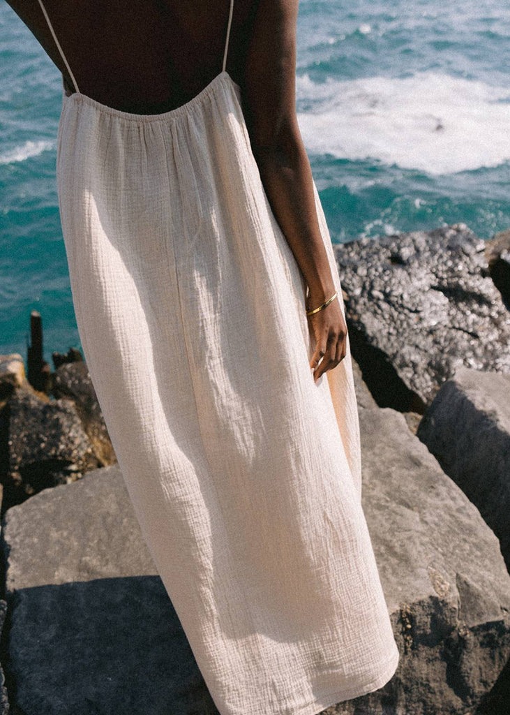 ABBY ALLEY | Square Bangle I