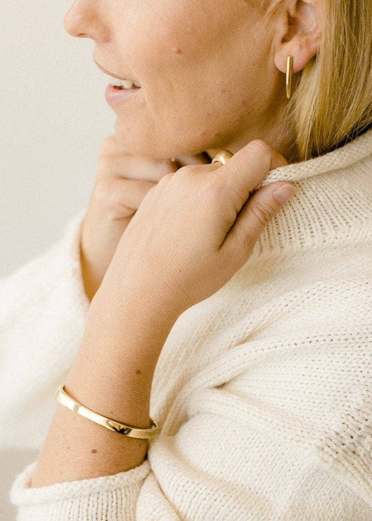 ABBY ALLEY | Square Bangle I