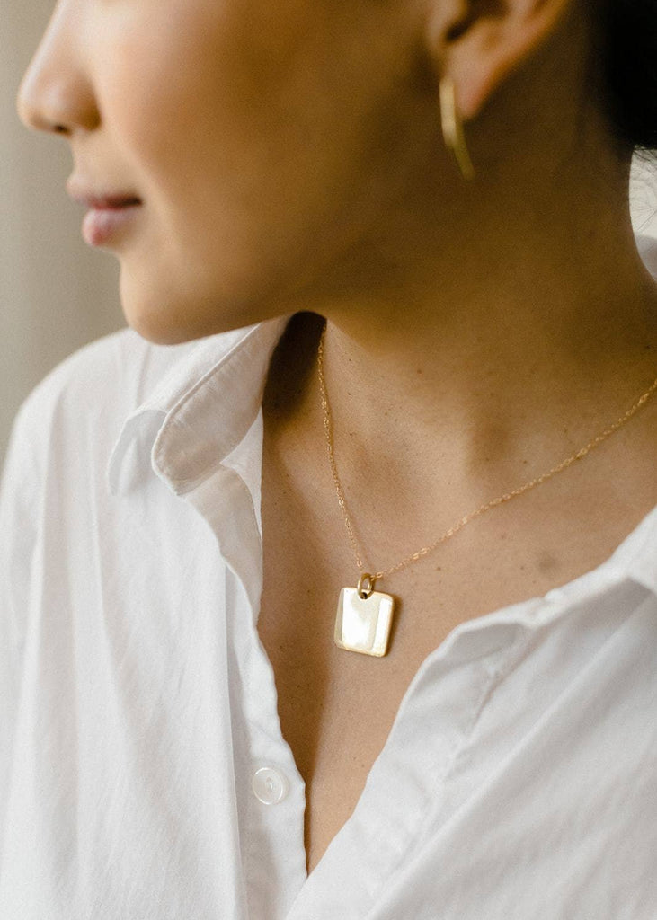 ABBY ALLEY | Square Pendant Necklace