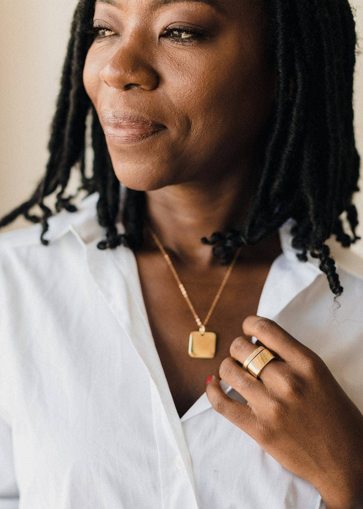 ABBY ALLEY | Square Pendant Necklace