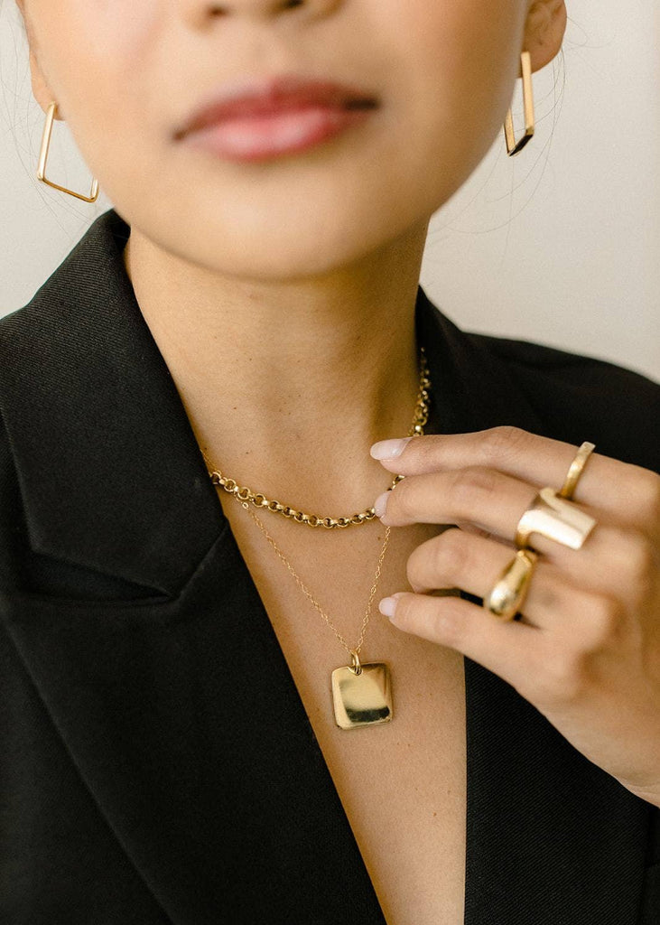 ABBY ALLEY | Square Pendant Necklace