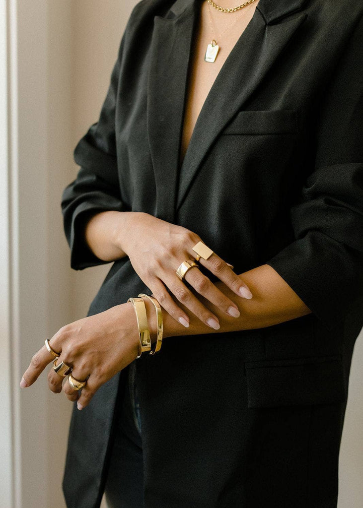 ABBY ALLEY | Square Ring I