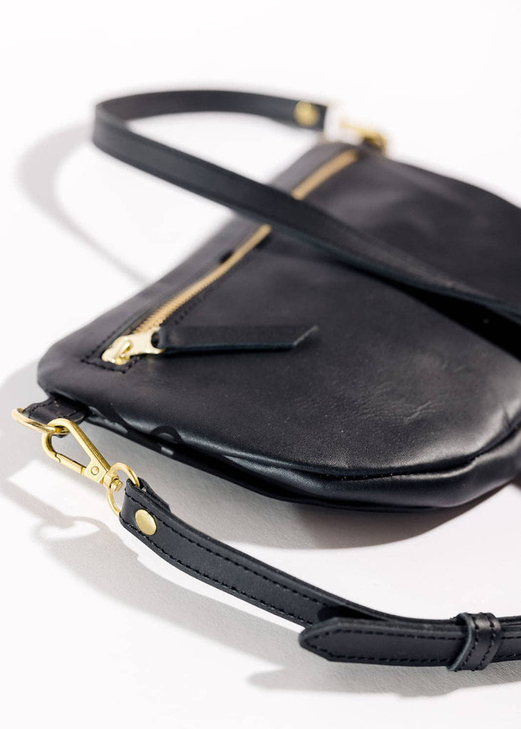 ABBY ALLEY | The Big Sling Bag | Black