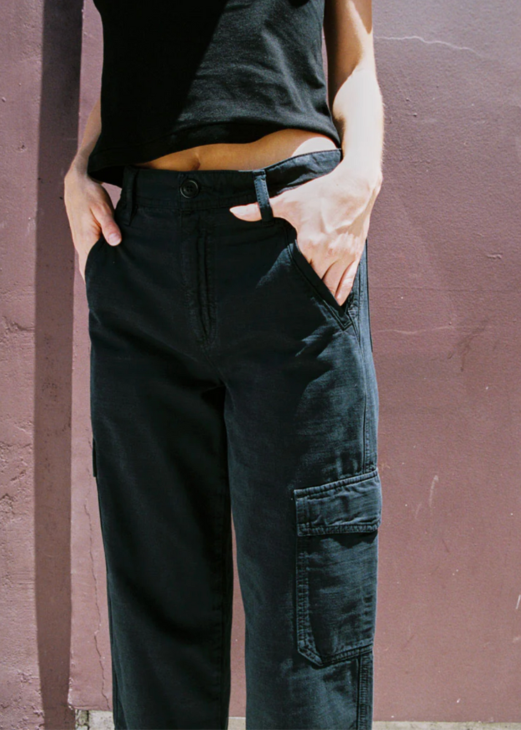 AMO | Colette Cargo in Vintage Black
