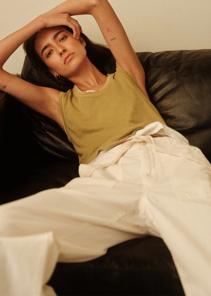 AMO | Easy Drawstring Slouch Crop
