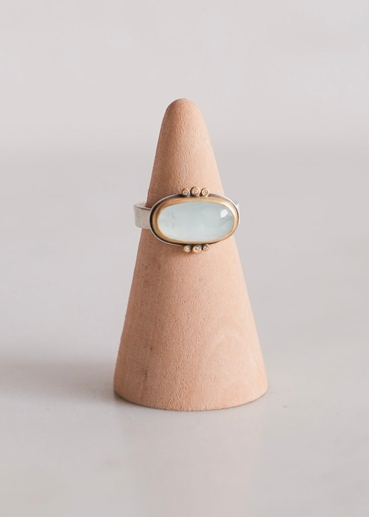 Ananda Khalsa | Rosecut Horizontal Aquamarine Ring with 2 Diamonds