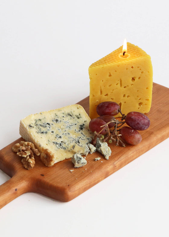 Artifaqt | Blue Cheese Beeswax Candle