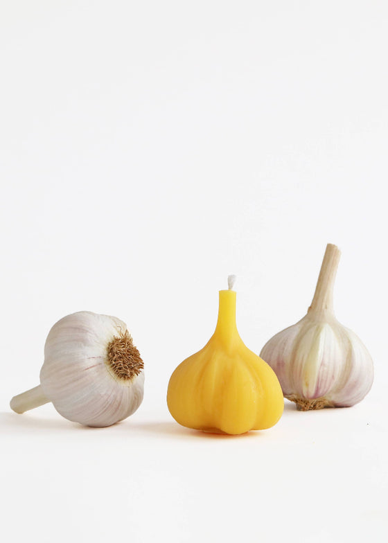 Artifaqt | Garlic Beeswax Candle