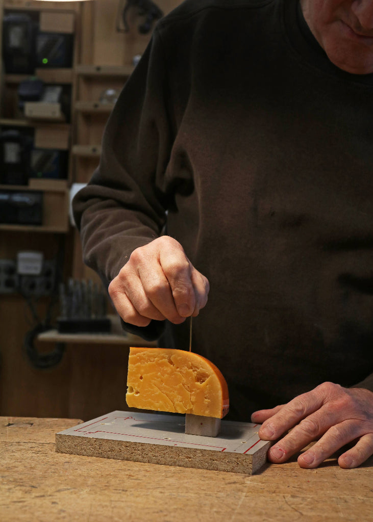 Artifaqt | Gouda Cheese Beeswax Candle