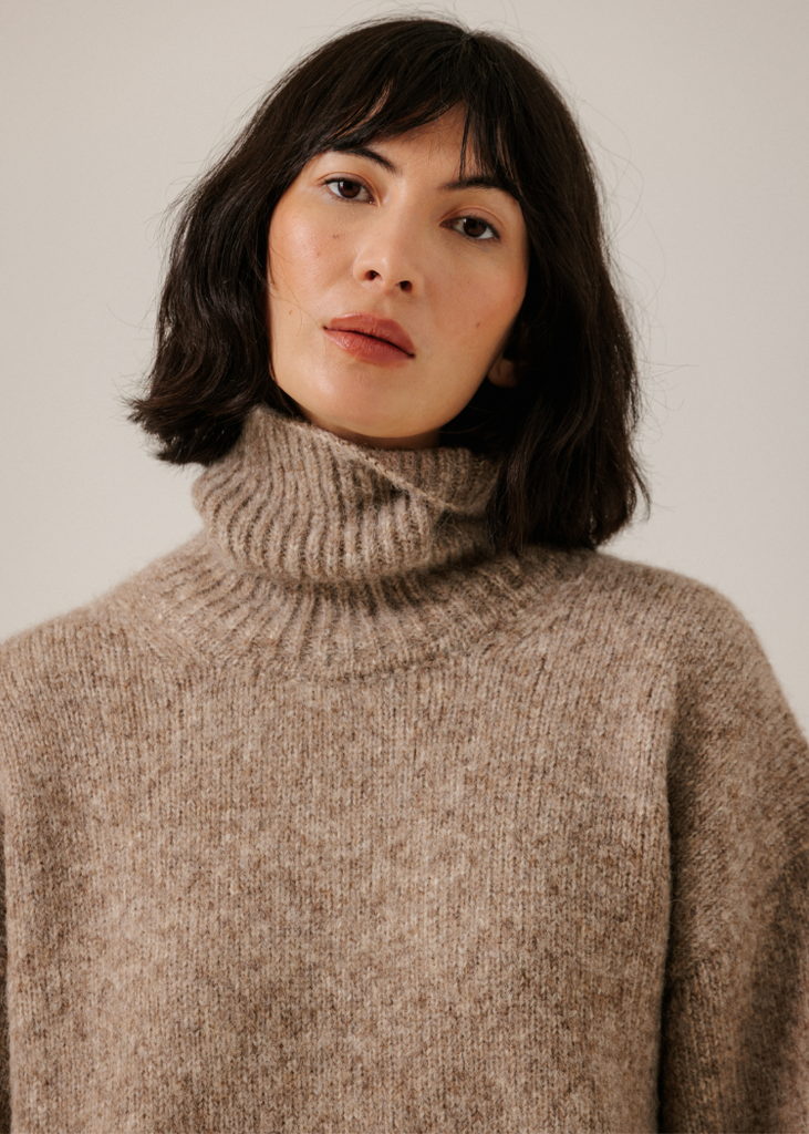 Bare Knitwear | Oversized Alpaca Turtleneck | Dark Fawn