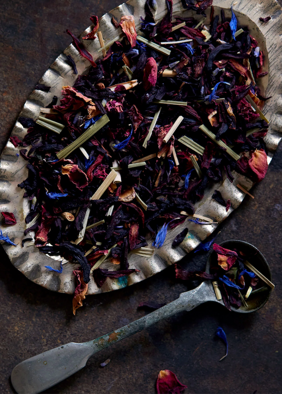 Bellocq Tea Atelier | No 100 Corazon de Cien Fuegos | Yellow Traveler Caddy