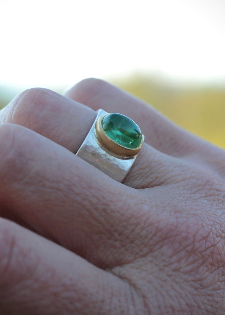 Big Sur | Green Tourmaline Hammered Wide Band