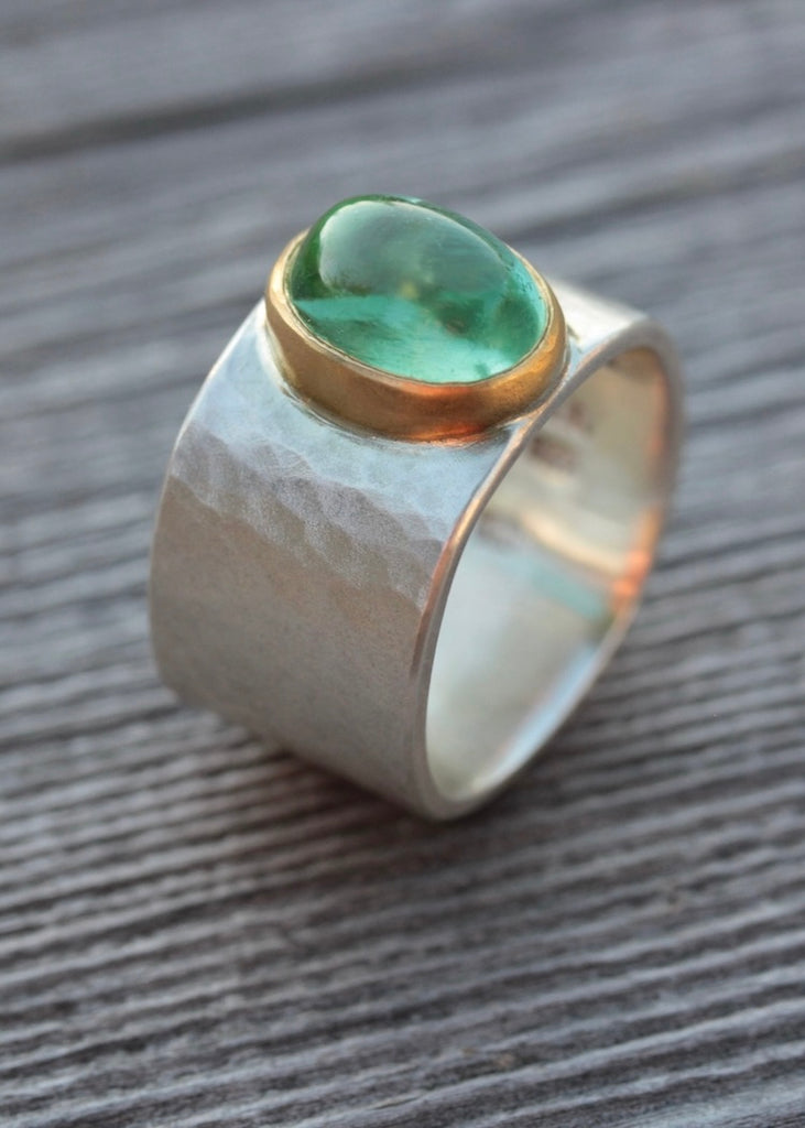 Big Sur | Green Tourmaline Hammered Wide Band