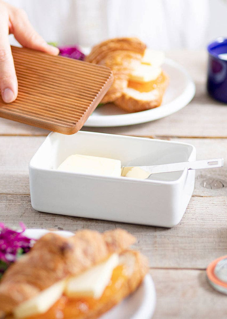 Butter Case With Wooden Lid + Stainless Butter Knife | White