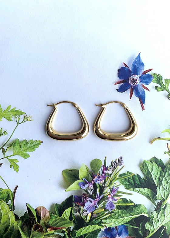 Carla Corp | 14k Gold Triangle Hoop Earrings