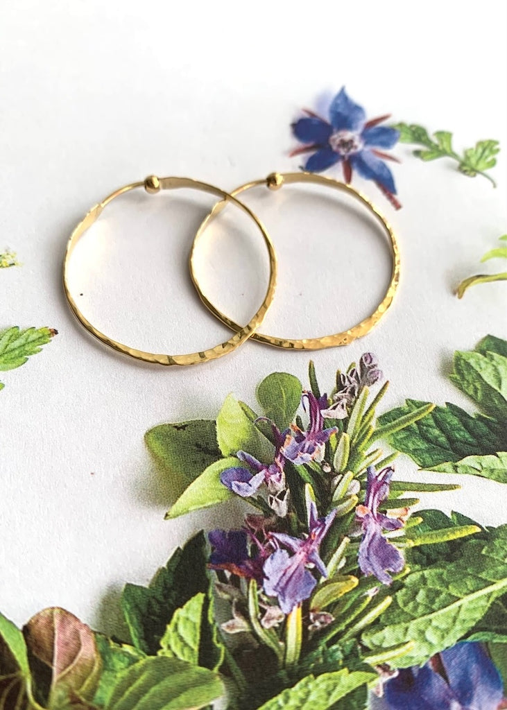 Carla Corp | Twist Hammered 14K Gold Hoop Earrings