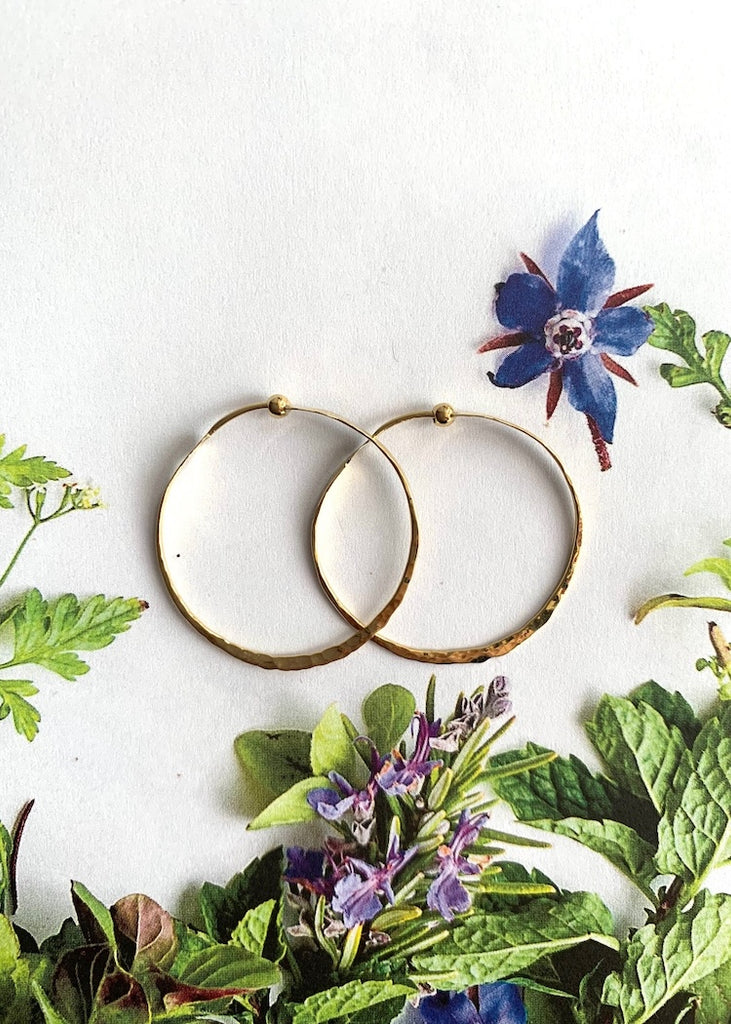 Carla Corp | Twist Hammered 14K Gold Hoop Earrings