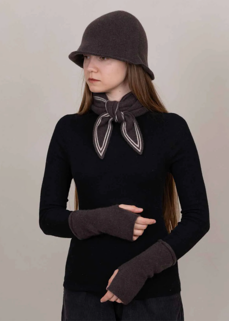 Oats + Rice | Nori Wrist Warmer | Cocoa