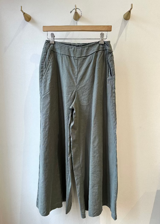 Cut Loose | Flare Pant Clay
