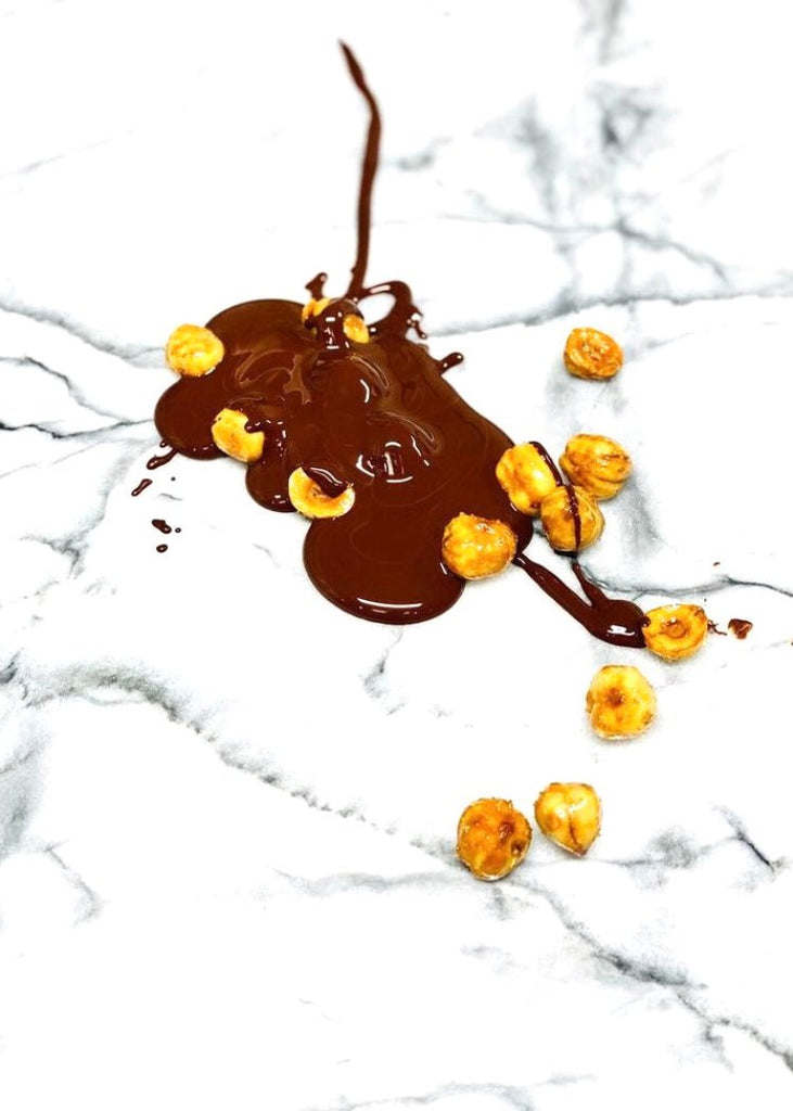 Deux Cranes | 70% Dark Chocolate with Caramelized Hazelnuts (Dairy-Free)