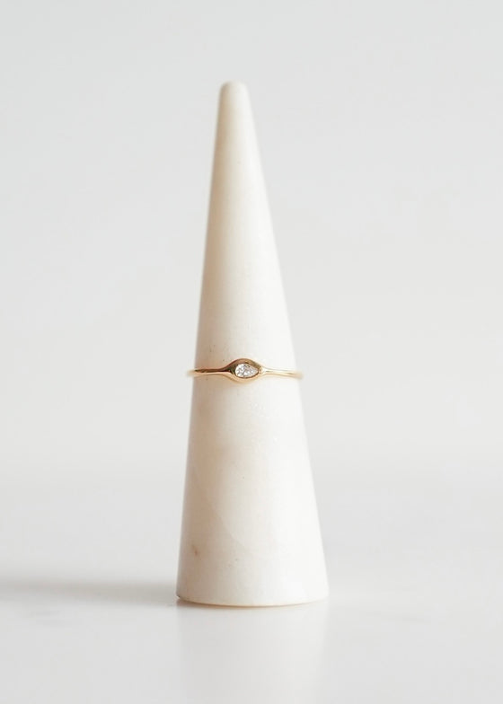 Diana Mitchell | Pear Cut Diamond Shape Ring | 18k
