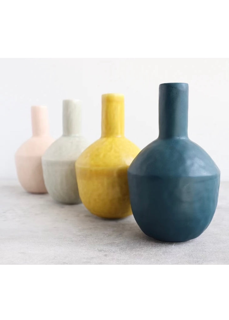 Elizabeth Benotti | Ebb + Flow Vase Series 2