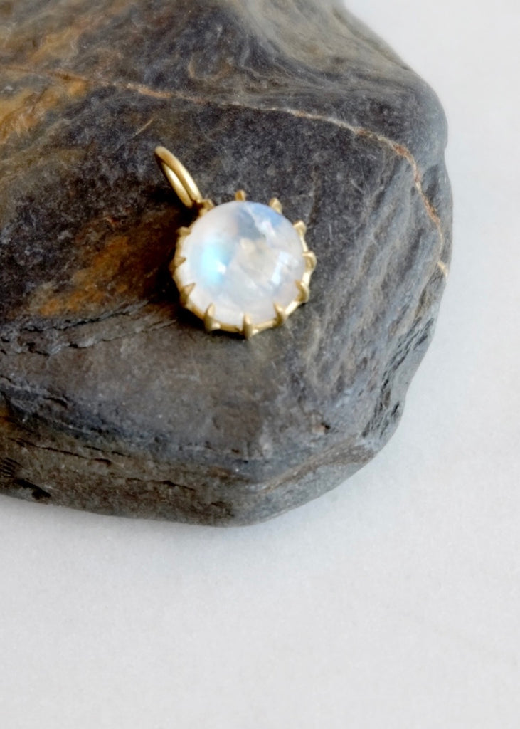 Erin Cuff Jewelry | Petite Round Moonstone Basket Pendant | 18k