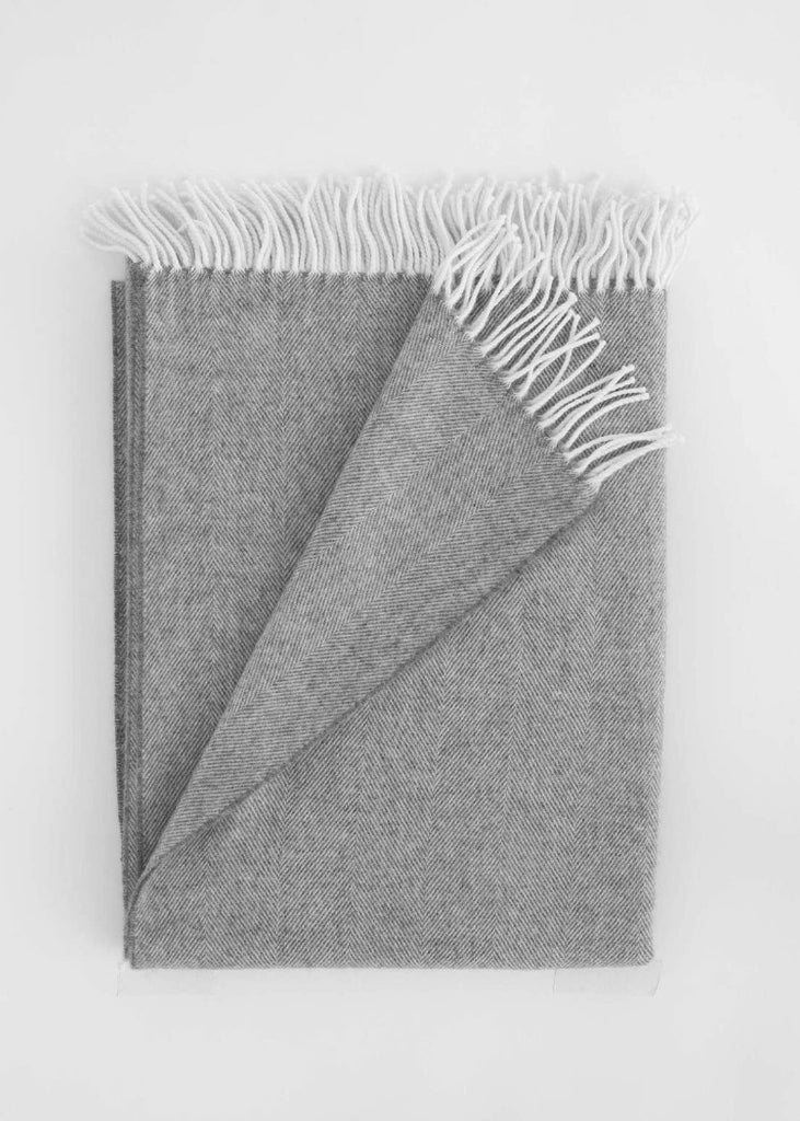 Evangeline | Lightweight Herringbone Throw blanket - soft grey color