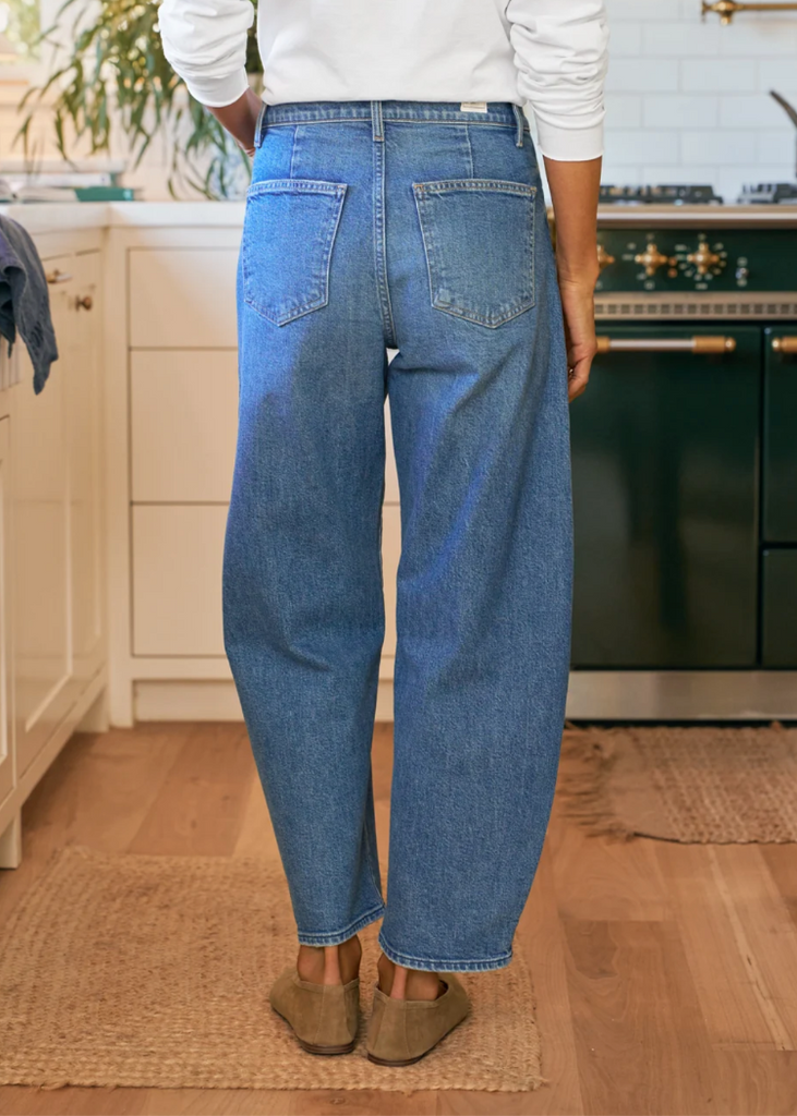 Frank & Eileen | Brennan Everyday Barrel Jean | California Vintage Denim