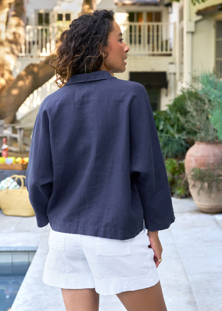 Frank & Eileen | Gabi Popover Shirt | Washed Linen Navy