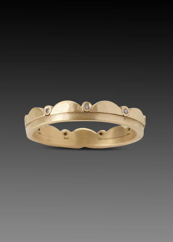 Ananda Khalsa | 18k Yellow Gold Scalloped Band with Diamonds