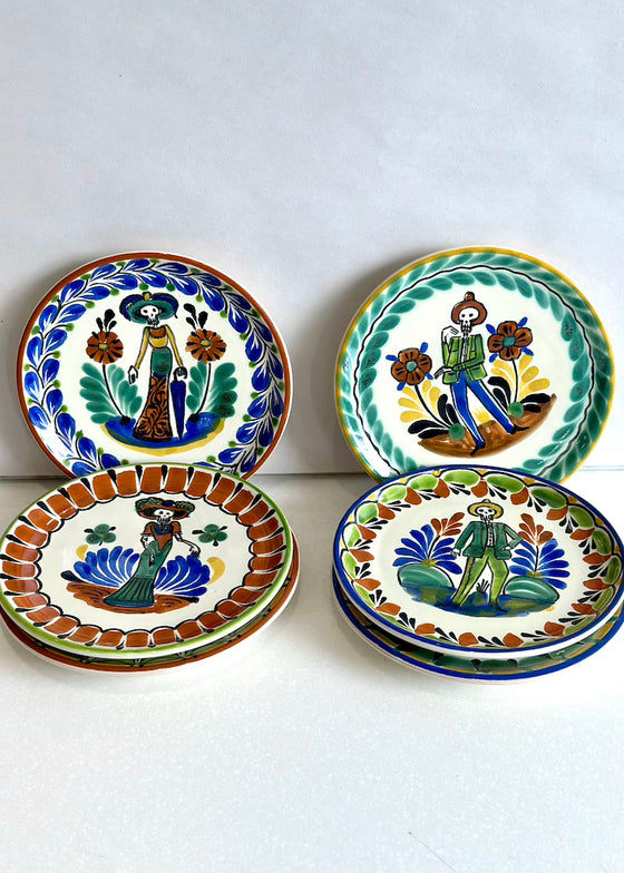 Gorky Gonzalez Pottery | Round Bread Plate | Catrina Collection