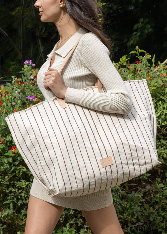 Graf Lantz | Hana Canvas Boat Bag | Seashell