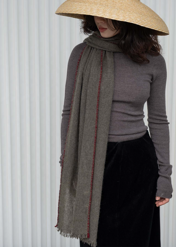 Oats + Rice | Weaver Cashmere Scarf | Green