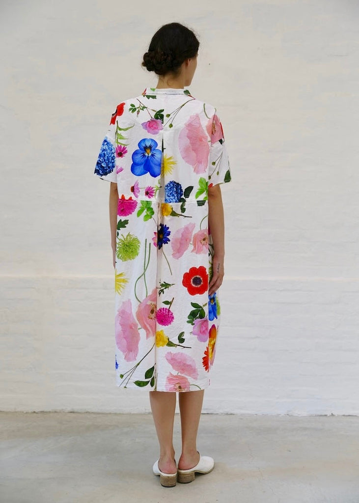 H + Hannoh Wessel | Dress Deborah | Flowers