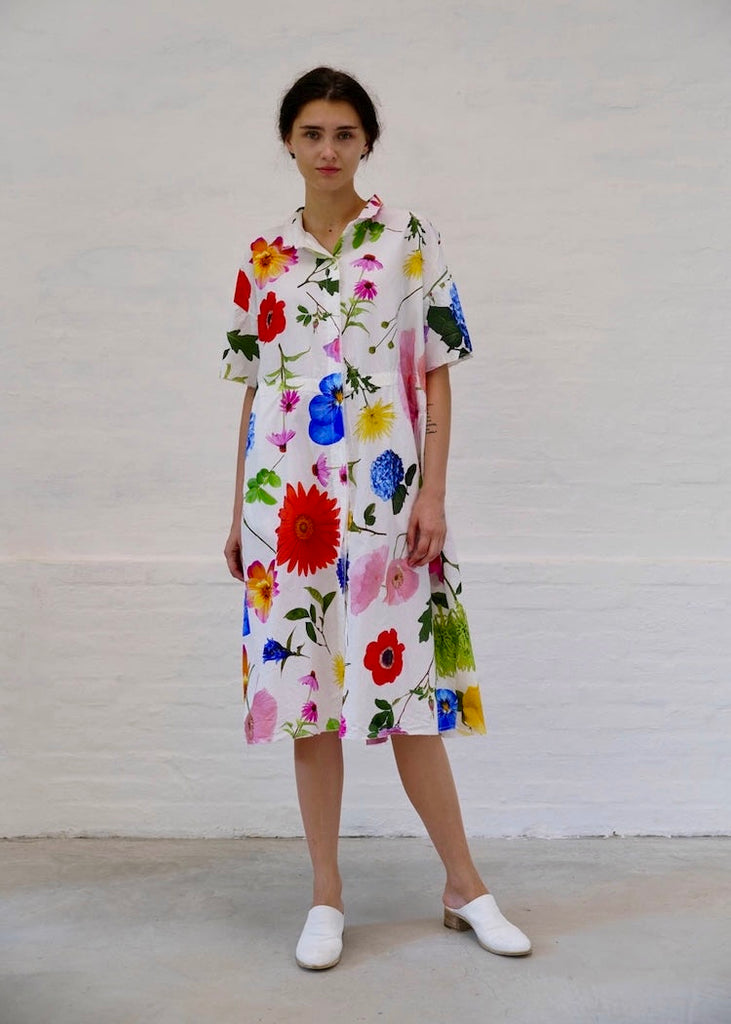 H + Hannoh Wessel | Dress Deborah | Flowers