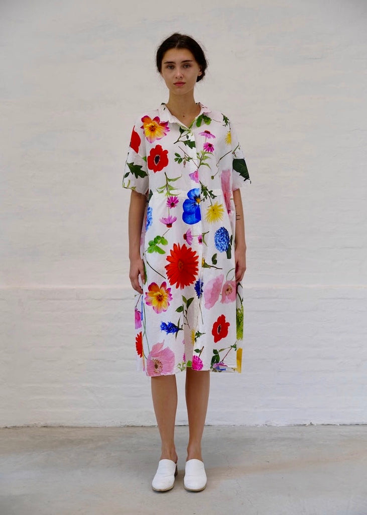 H + Hannoh Wessel | Dress Deborah | Flowers
