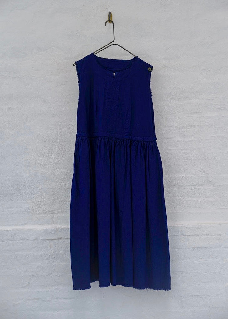 H + Hannoh Wessel | Dress Dorine | Ink Searsucker