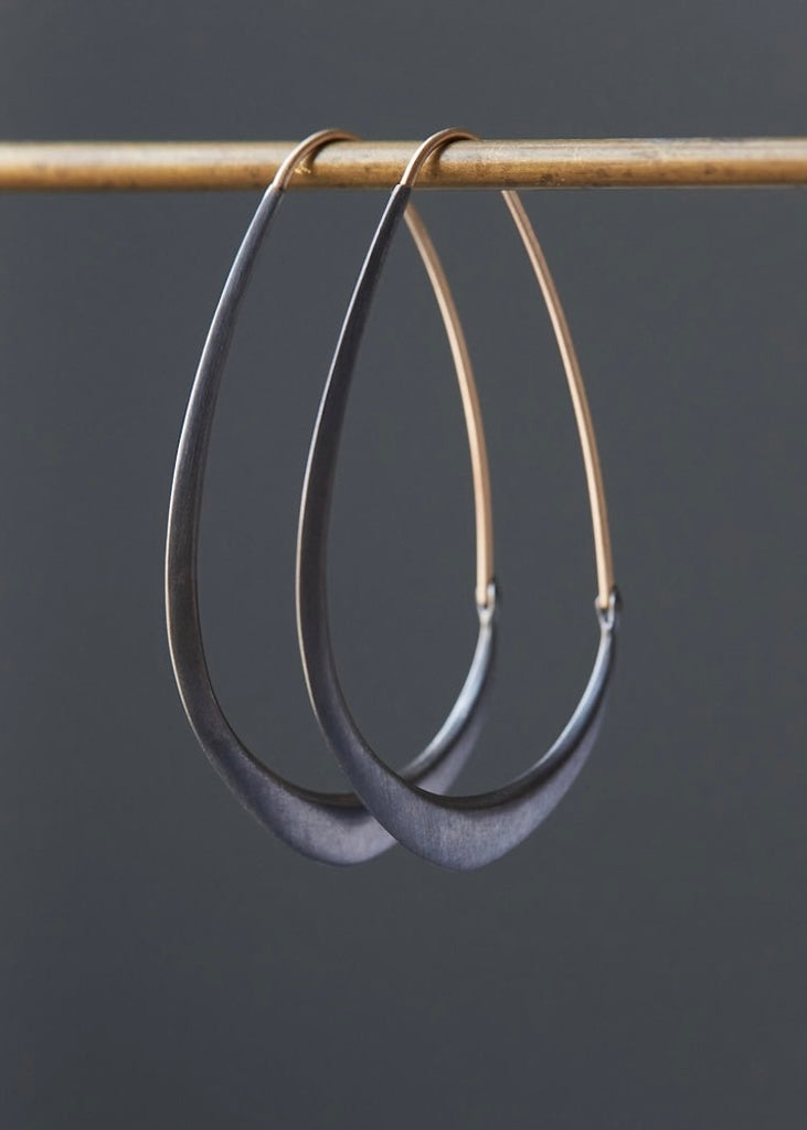 Hannah Blount | Medium Oxidized Facet Hoops | 14k