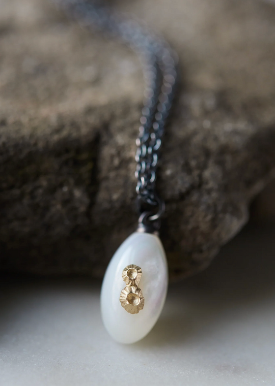 Hannah Blount | Small Mother of Pearl Necklace | 14k Barnacles