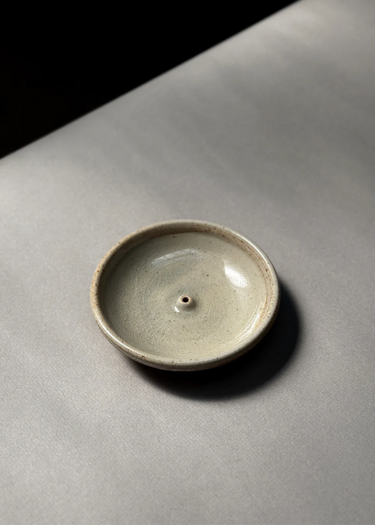 Incausa | Stoneware Holder | Wood Fire Celadon