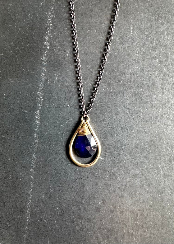 J&I Jewelry | Blue Sapphire Teardrop Necklace